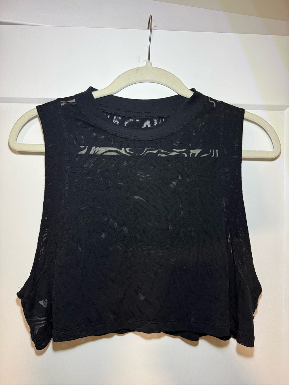 🍋 Lululemon All Yours Black Sheer Cropped Tank Top